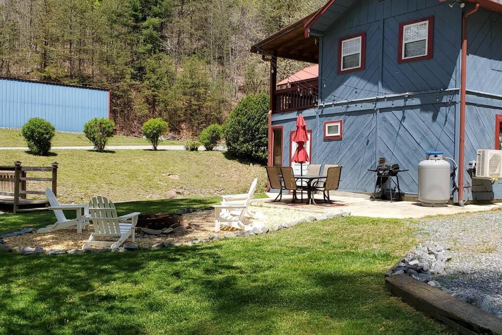 Waterwheel Cabin By The Creek Murphy Bagian luar foto